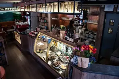 Coyote Coffee & Deli