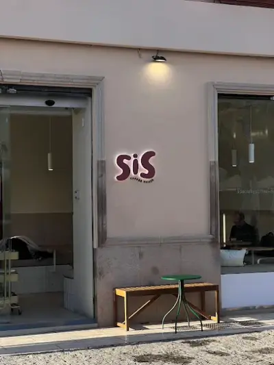 SiS Coffee House