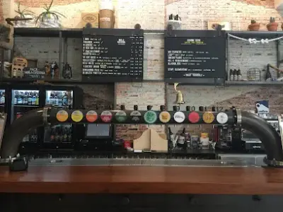 Mala Gissona Beer House Gros