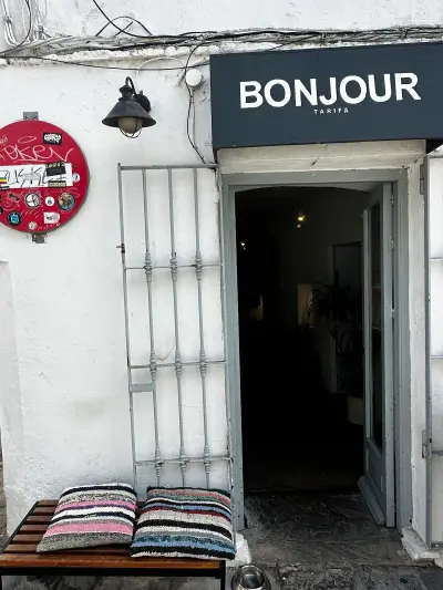 Bonjour