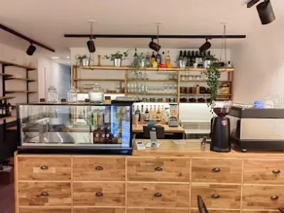 Dutch café