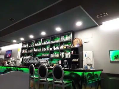 Moon 93 "Café & Cocktail Bar"