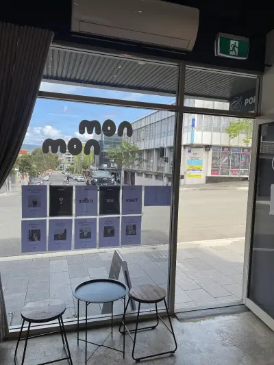 Nom Coffee Room