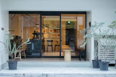 Pharos Coffee Jimbocho