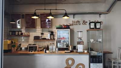 lift & latte