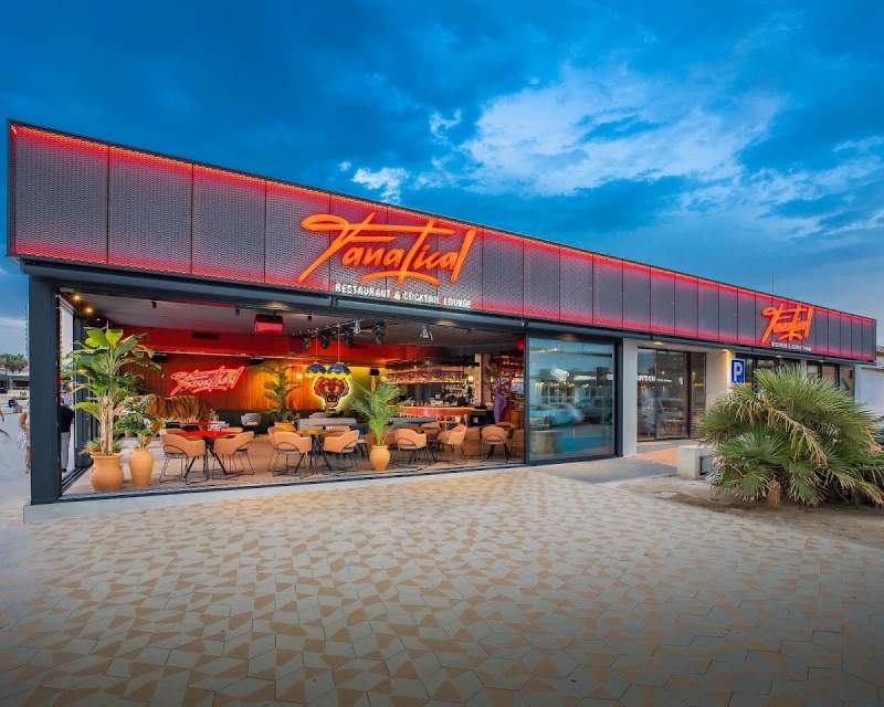 Photo of Fanatical Restaurant & Cocktail Lounge - Restaurante Arenal Javea