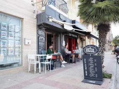 Coffee Circus Connections / Marsaskala