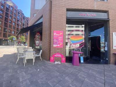 Om Café & Club
