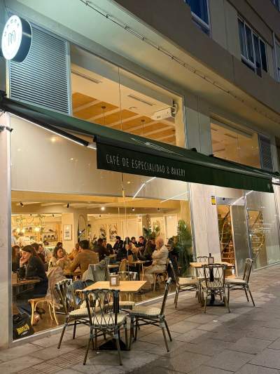 Makan Café de Especialidad & Bakery